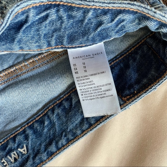 American Eagle Tomgirl Distressed Denim Shorts - Picture 4 of 4